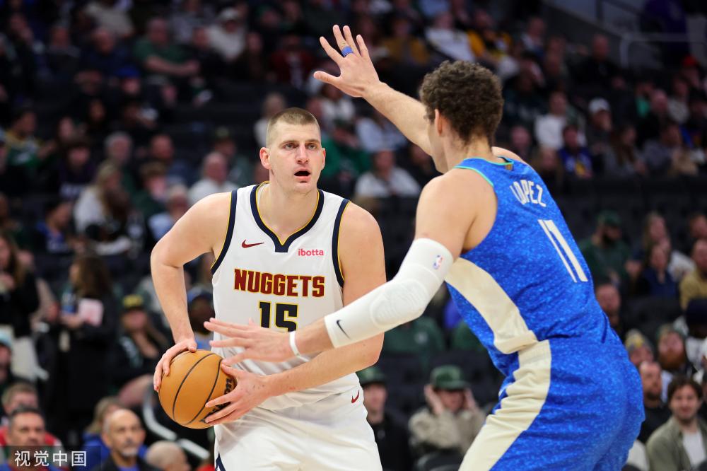 在此场比赛 在此场比赛