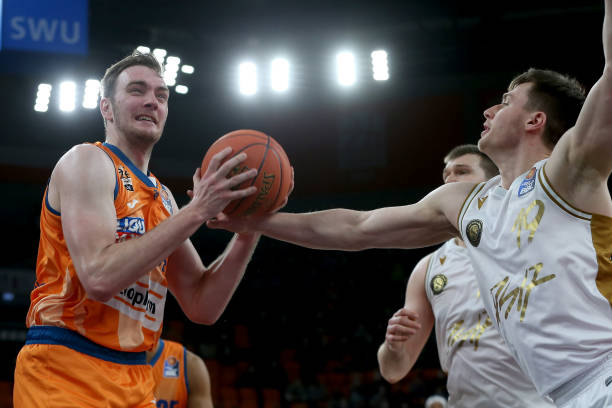 无论是赛前 无论是赛前