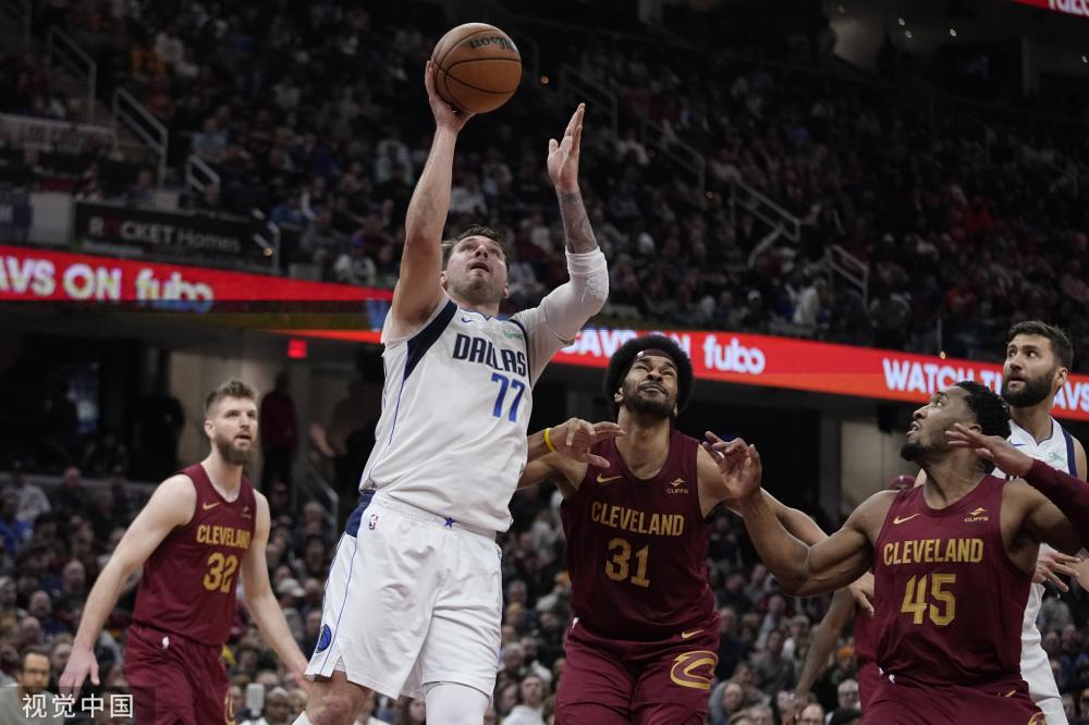 季的数据为 季的数据为