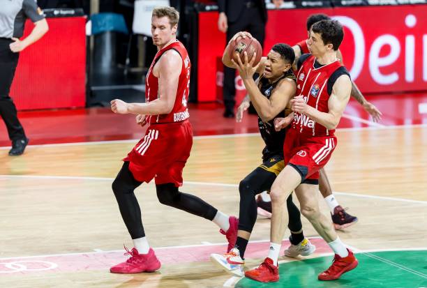 历了新老交 历了新老交